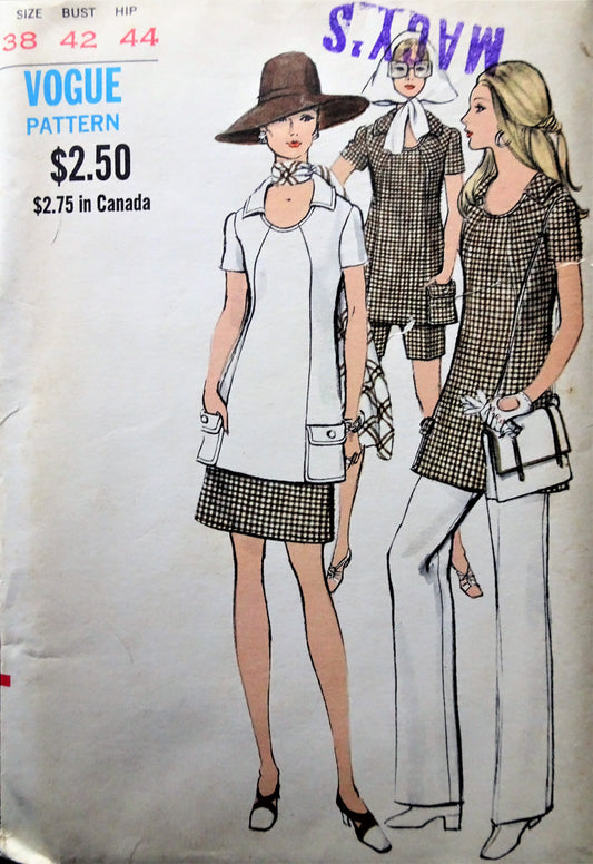 1970s FABULOUS  Tunic Top,Skirt and Pants or Shorts Pattern VOGUE 7824 Perfect Weekend Cruise Wear Pattern, Bust 42 Vintage Sewing Pattern FF