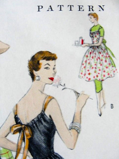 BEAUTIFUL 1950s Party Dress or Apron Dress Pattern VOGUE 8476  Bust 32 Very Easy To Make Vintage Sewing Pattern