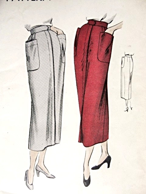 FABULOUS 1940s Slim Skirt Pattern Vogue 6807 Vintage Sewing Pattern Classy Skirt 2 Very Large Patch Pockets Waist 30