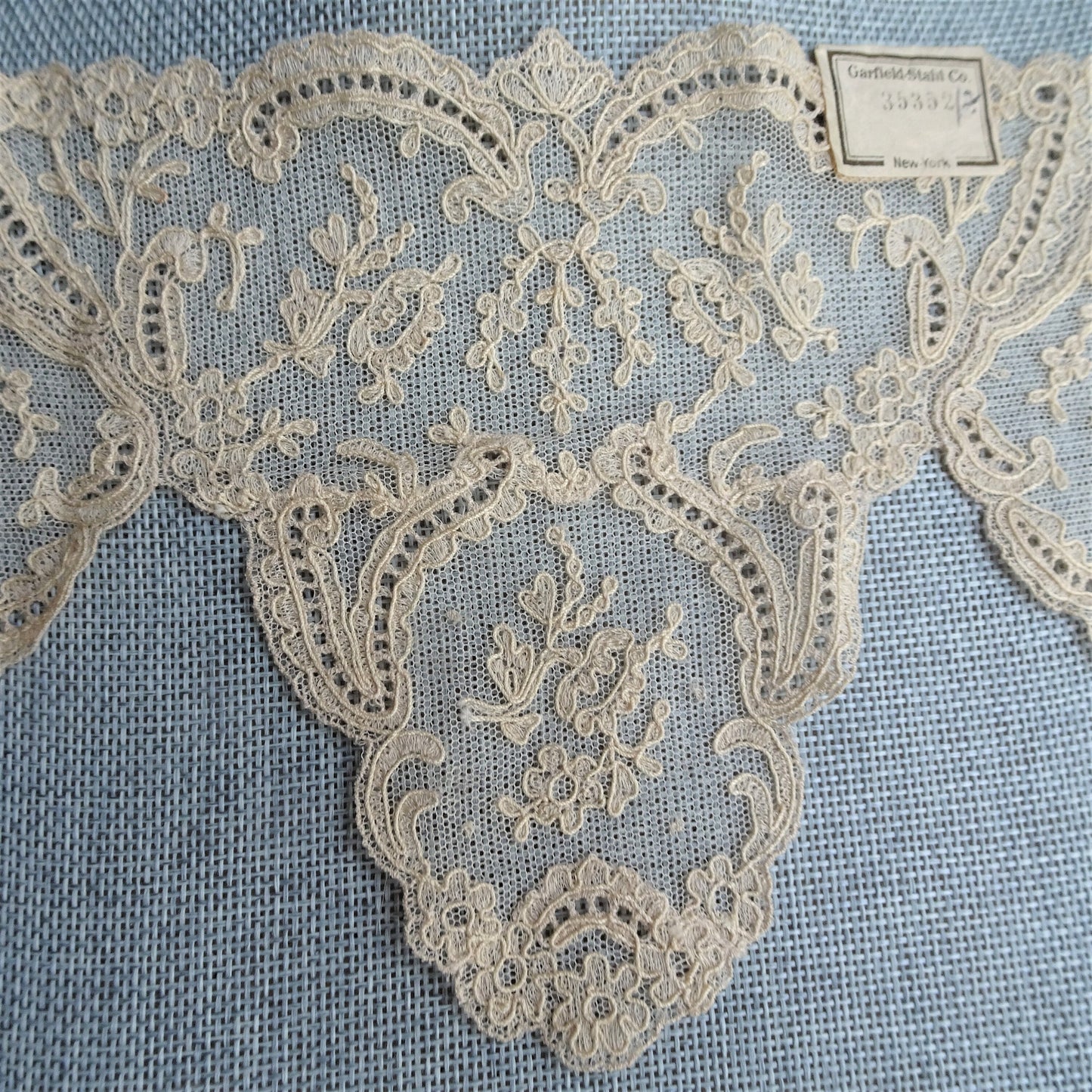 BEAUTIFUL Antique FRENCH Netted Tulle LACE Circular Applique, Lace Collar,Flounce,Bridal Wedding,Flapper Era, Lace Trim,Collectible Lace